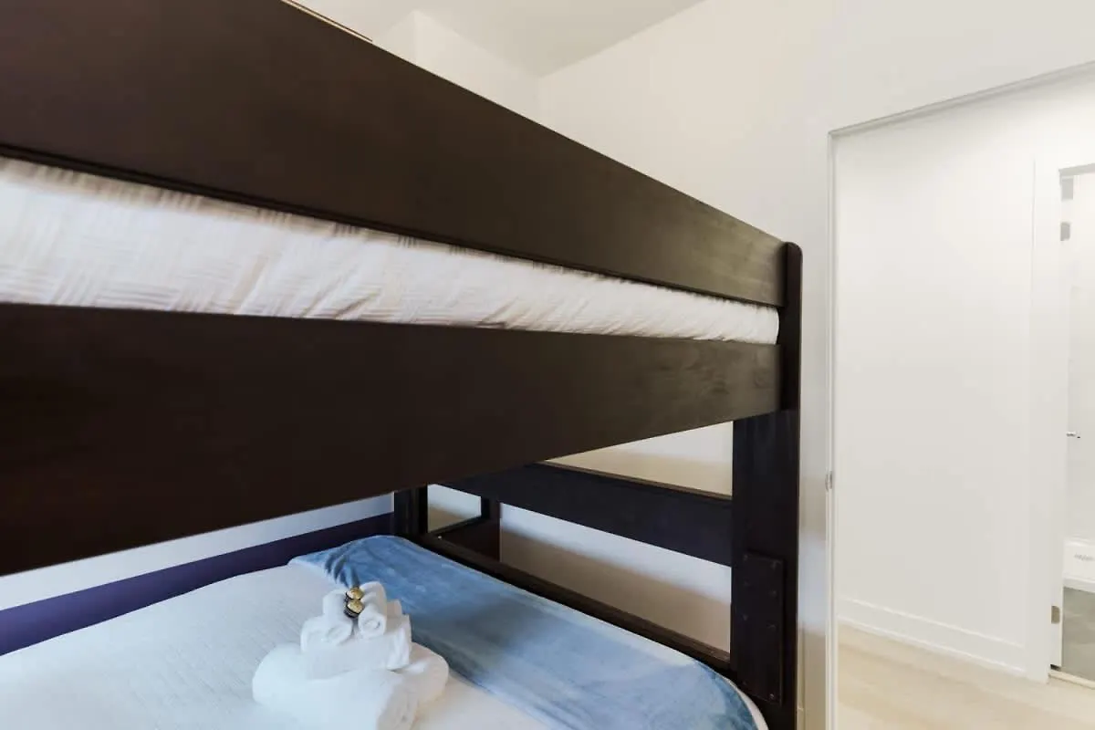 Hotel Spacious 3Br Suite For 10 W Patio Heart Of Toronto Canada