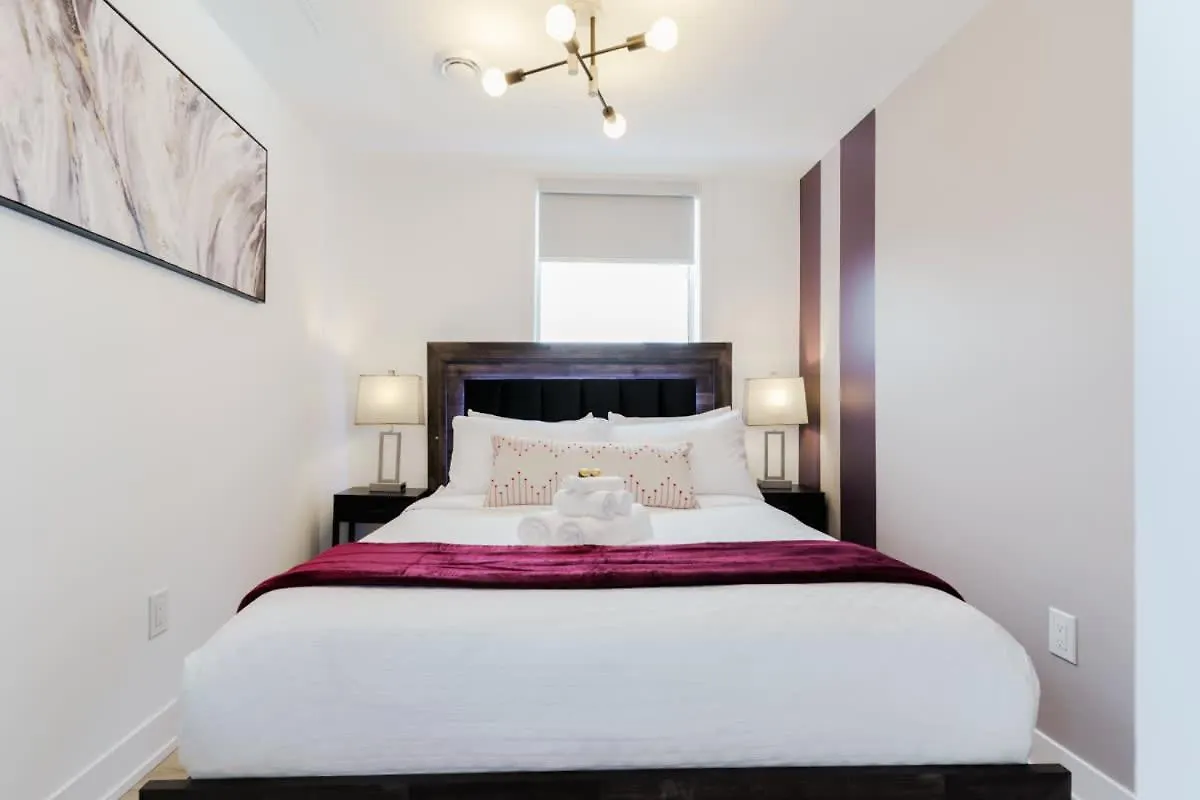 Hotel Spacious 3Br Suite For 10 W Patio Heart Of Toronto