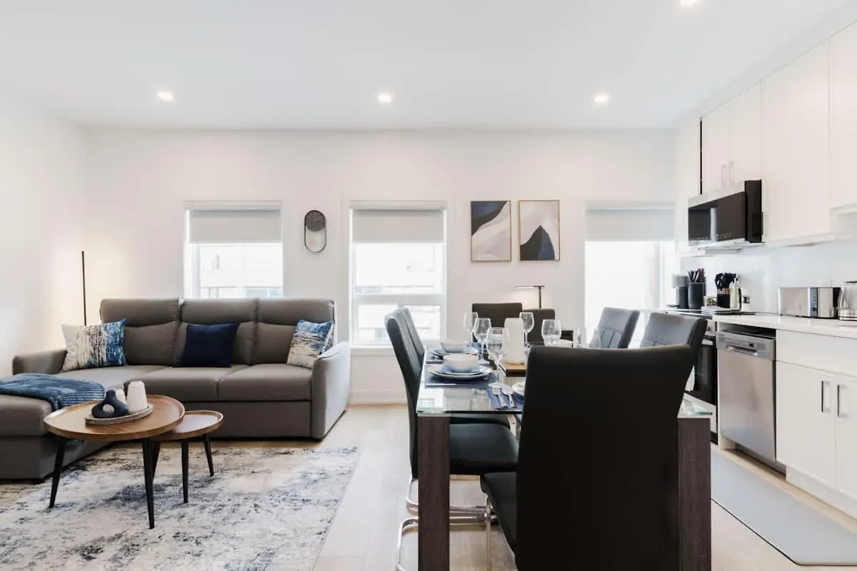 Hotel Spacious 3Br Suite For 10 W Patio Heart Of Toronto Canada