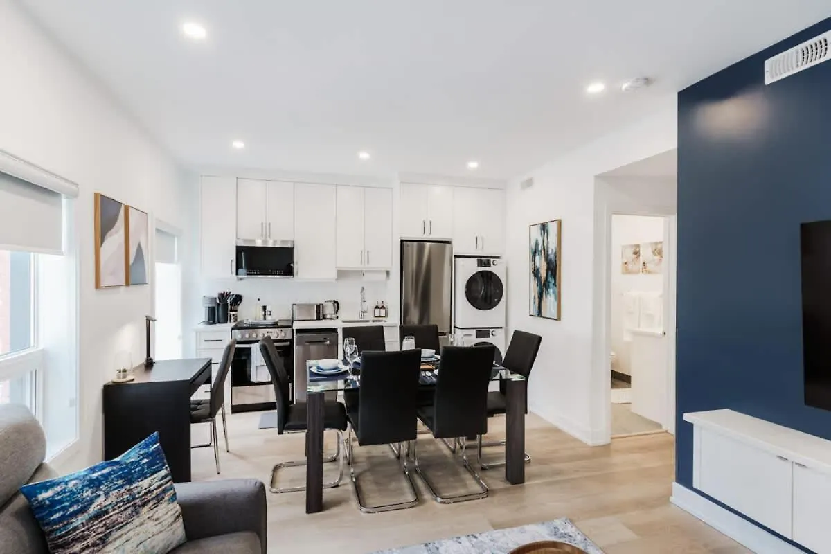 Spacious 3Br Suite For 10 W Patio Heart Of Toronto