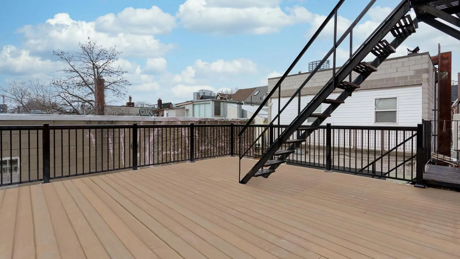 Spacious 3Br Suite For 10 W Patio Heart Of Toronto